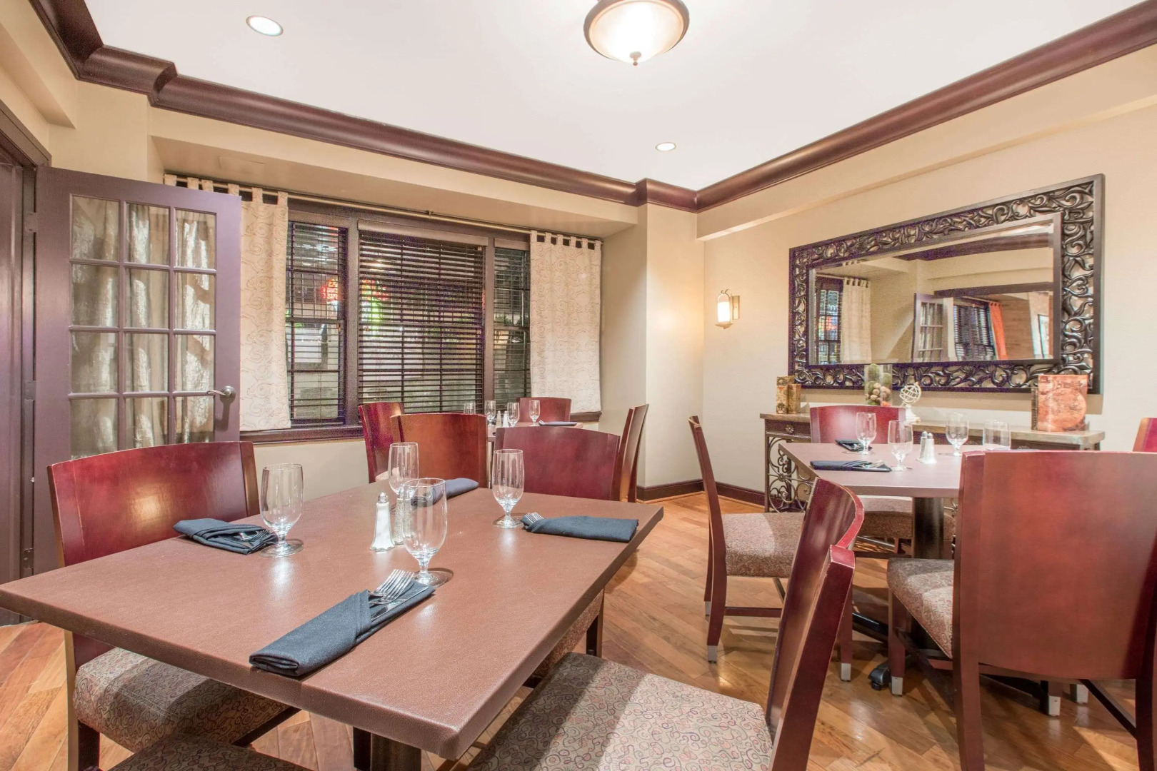 The George Washington Hotel, A Wyndham Grand Hotel