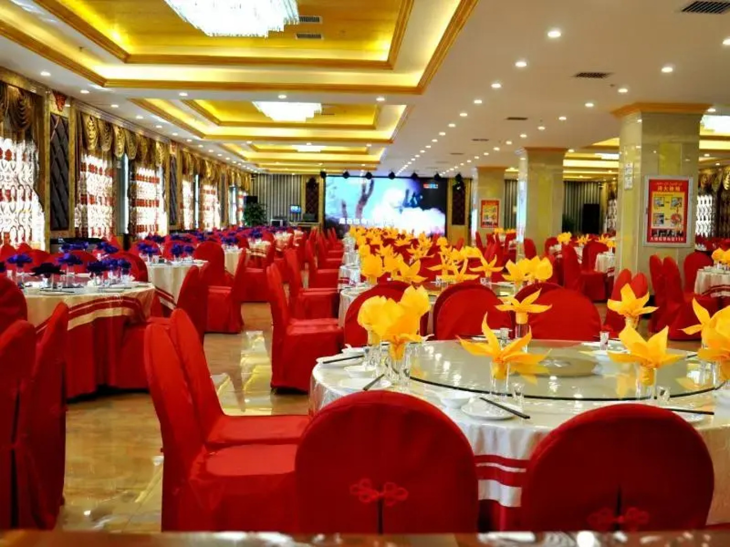 GreenTree Alliance Tacheng Wenqin Road Left Bank Of Sunshine Hotel