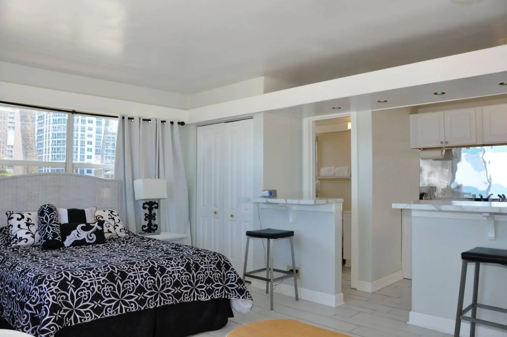 Coral Tides Resort & Beach Club