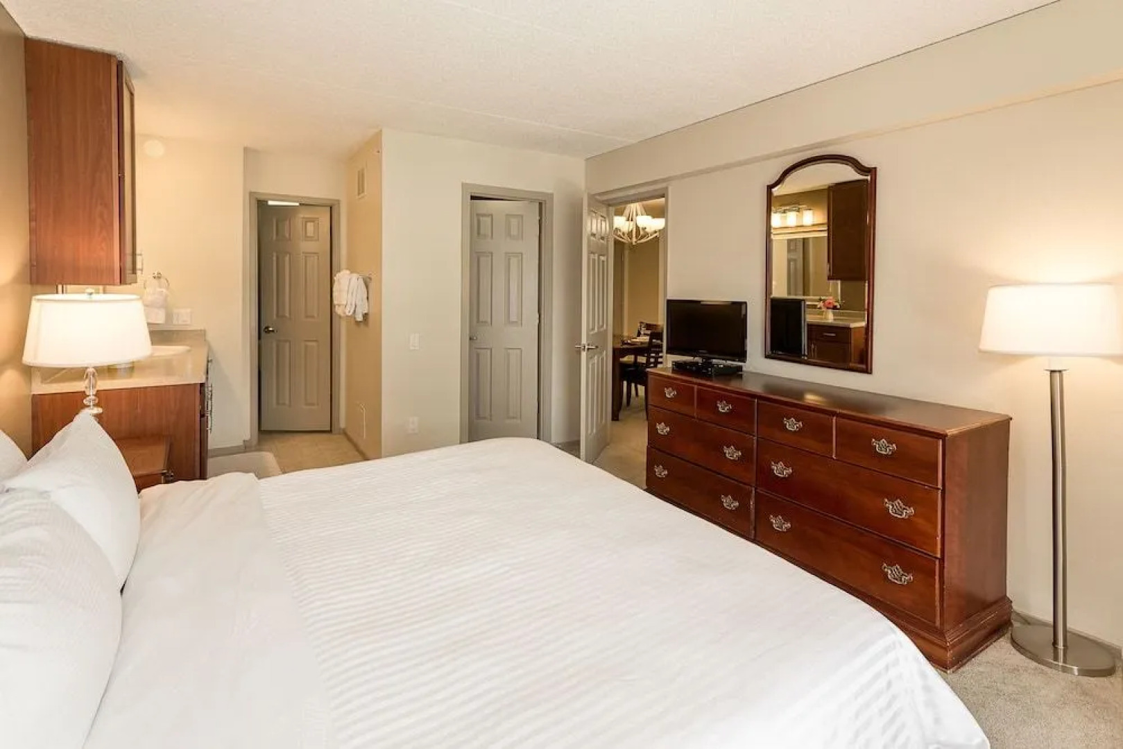 Oakwood Falls Church