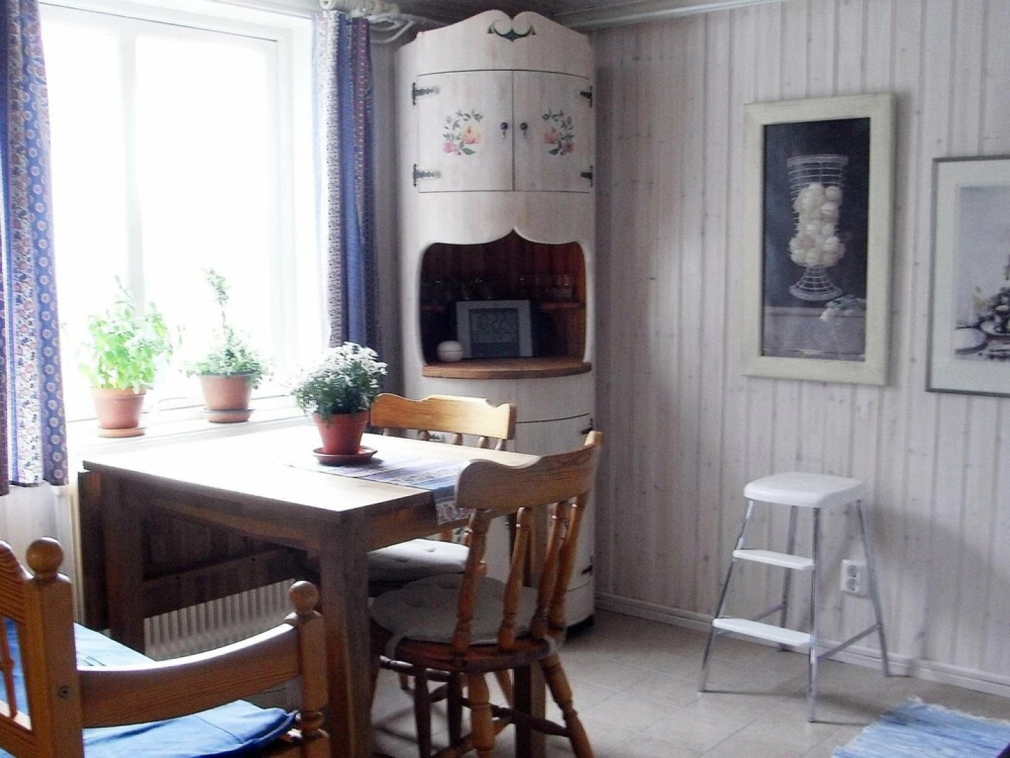 2 Person Holiday Home in Kungshamn