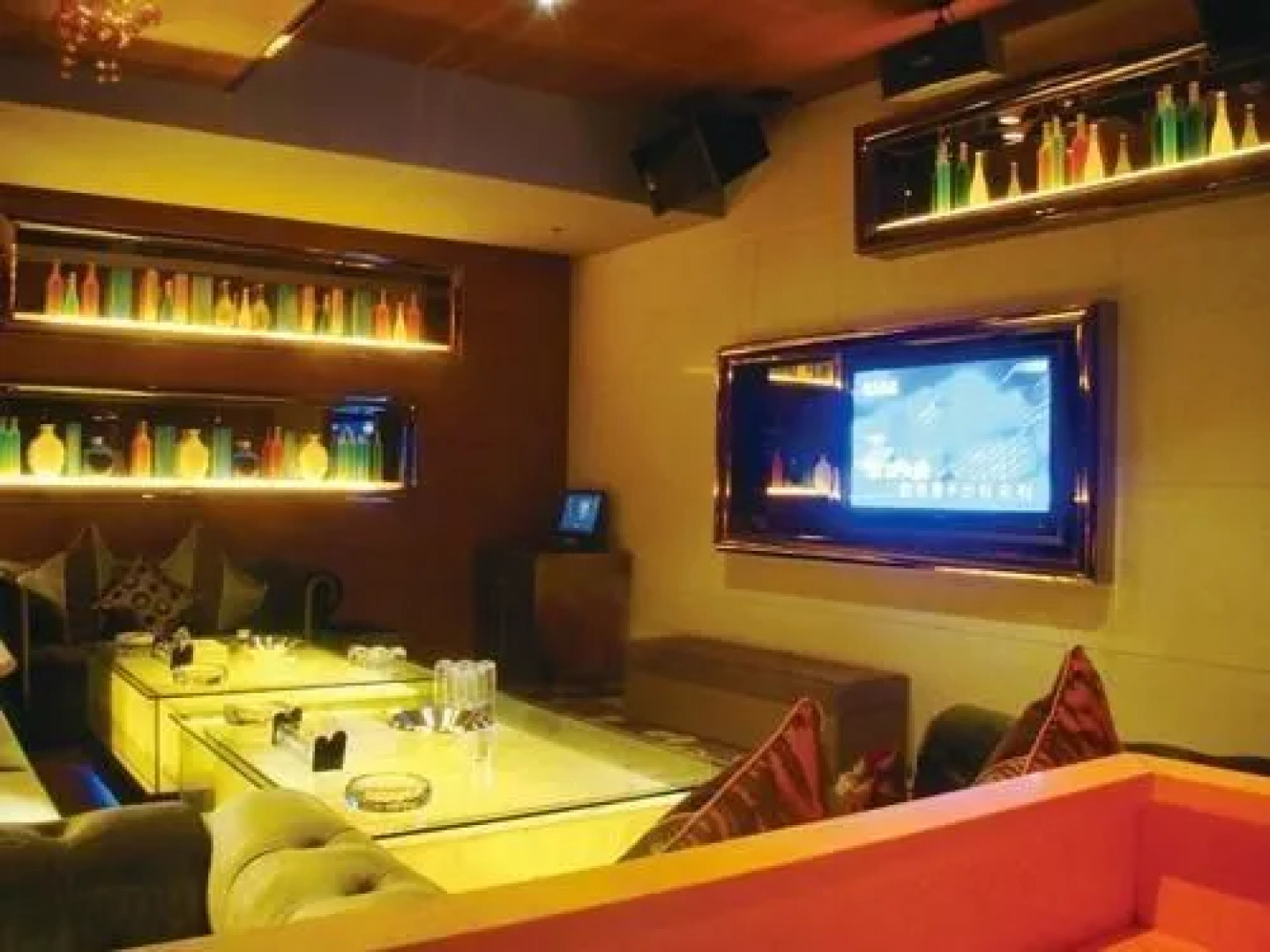 Yongli Holiday Hotel