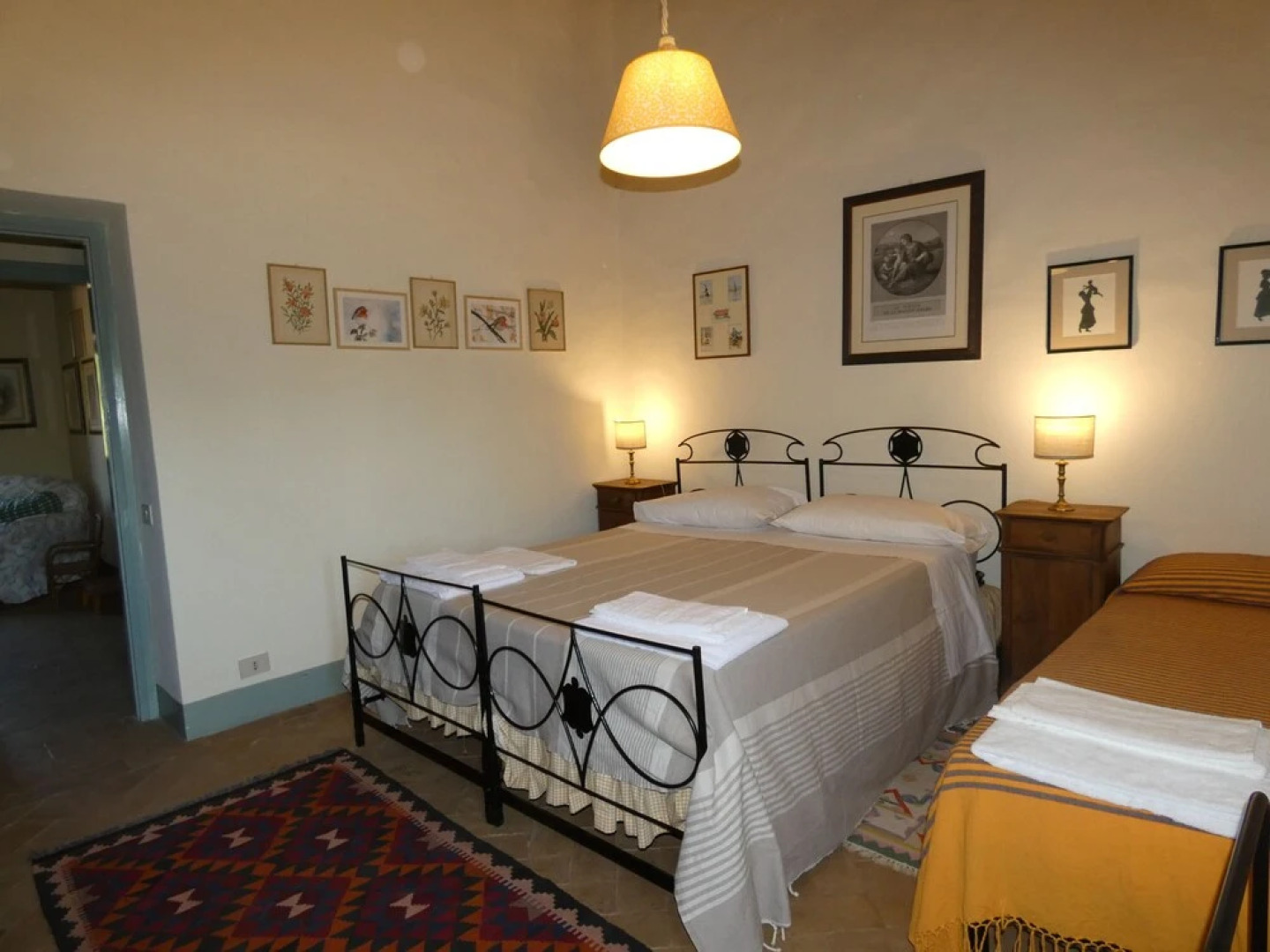 SCAPPO IN UMBRIA, Casale Monti