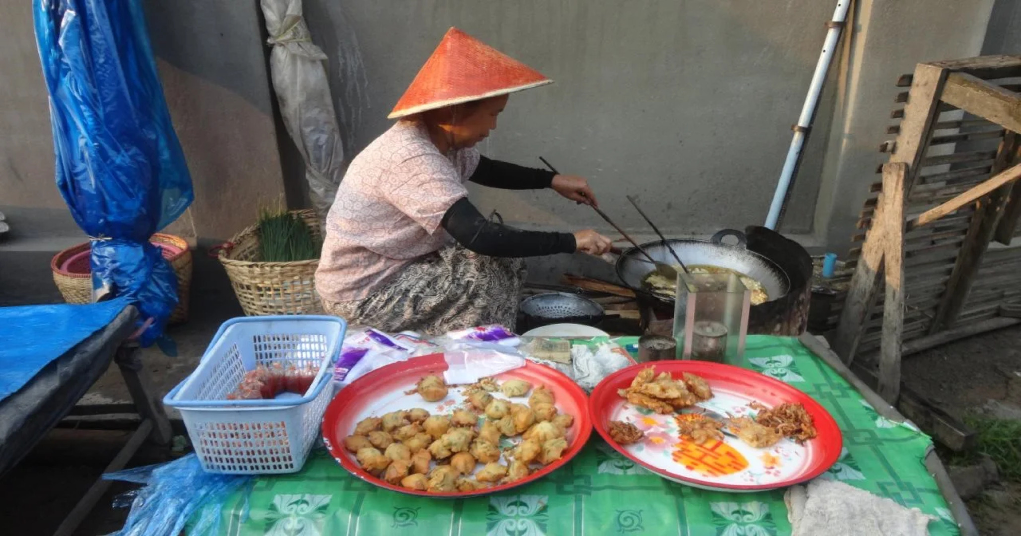 Harry'S Trekking House & Adventure Tours