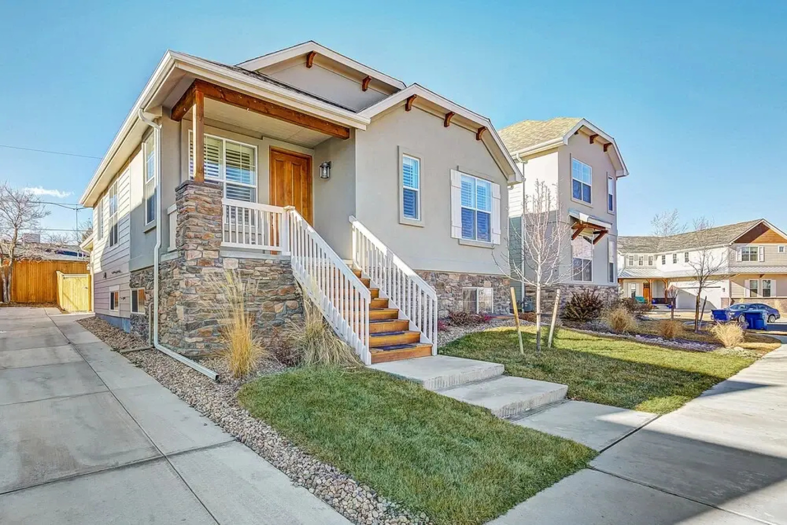 Beautiful New Denver Home! Sleeps 12!