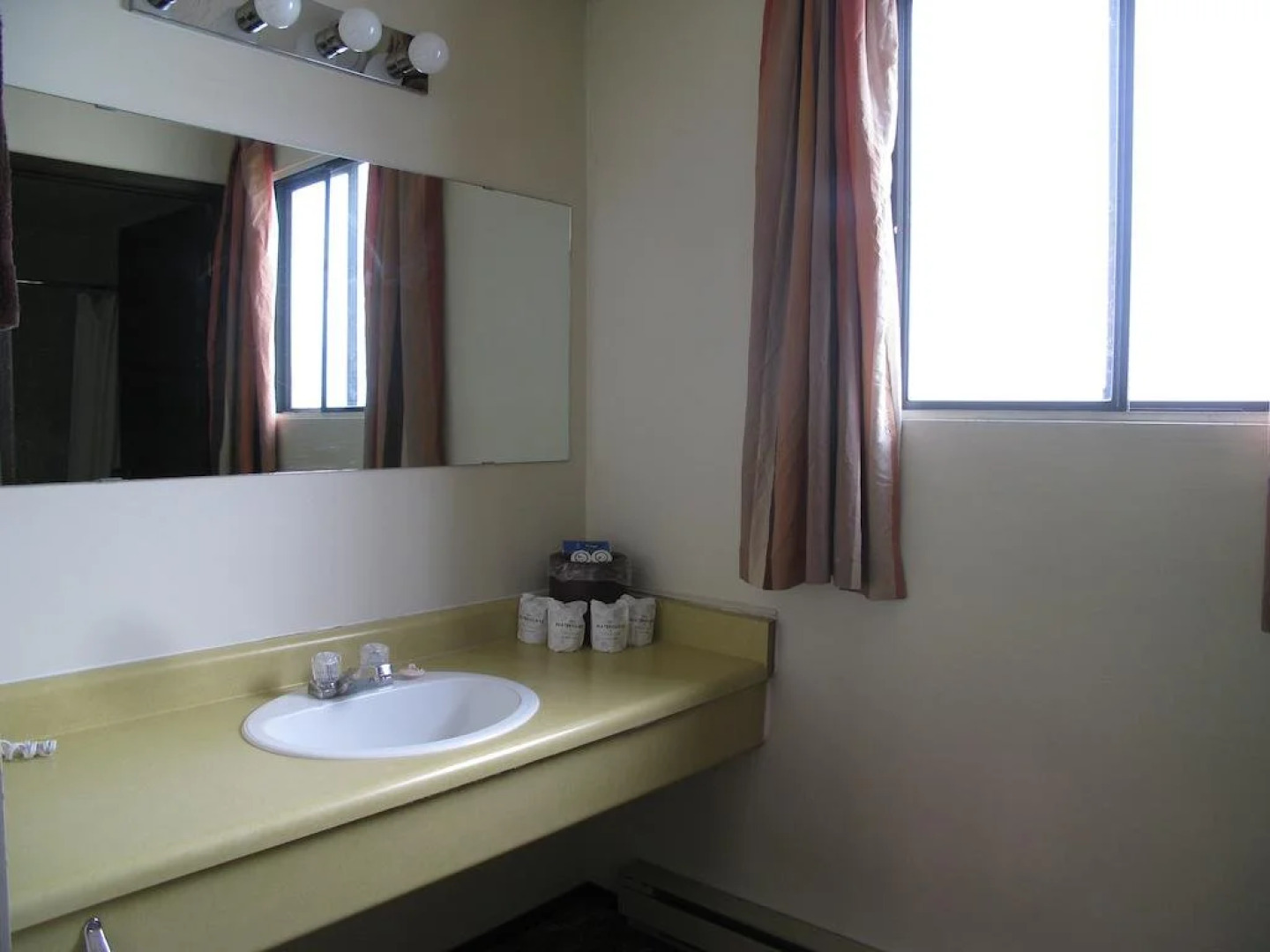 Hotel Viewmont Residency Ltd.