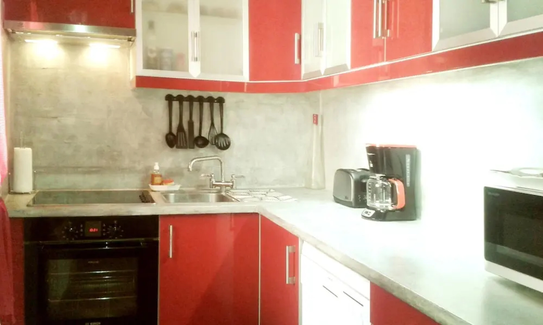 House With 2 Bedrooms in Revest-des-brousses, With Wonderful Mountain