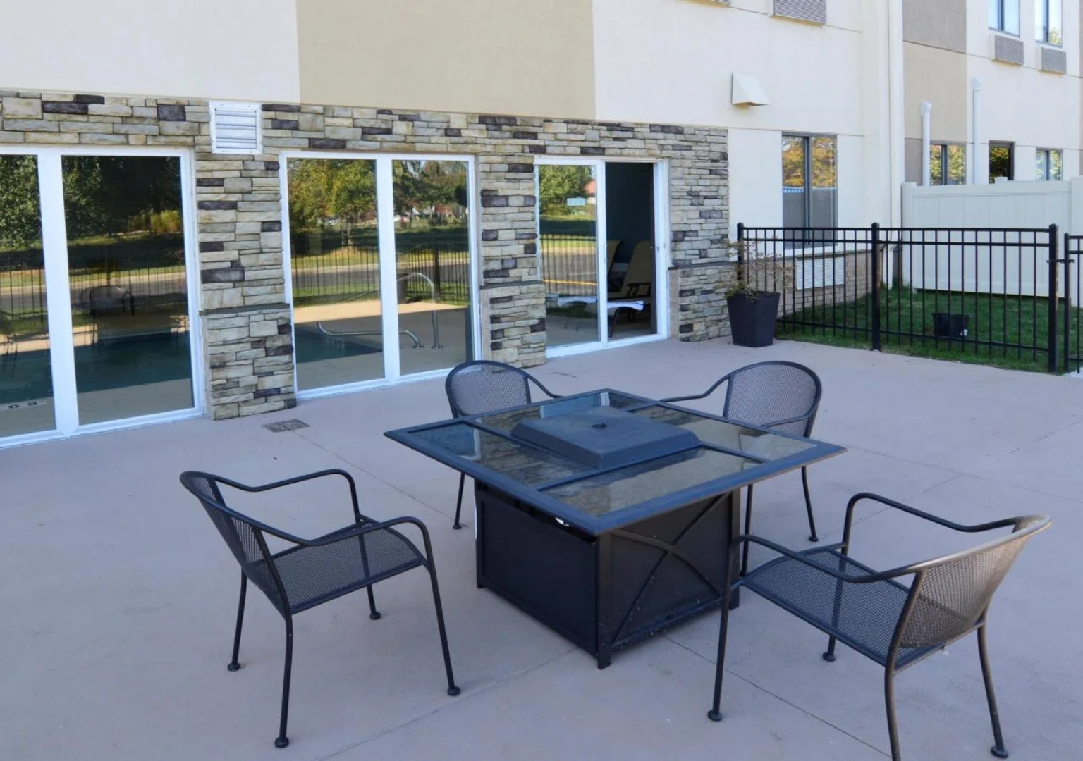 Best Western Plus Lee's Summit Hotel & Suites