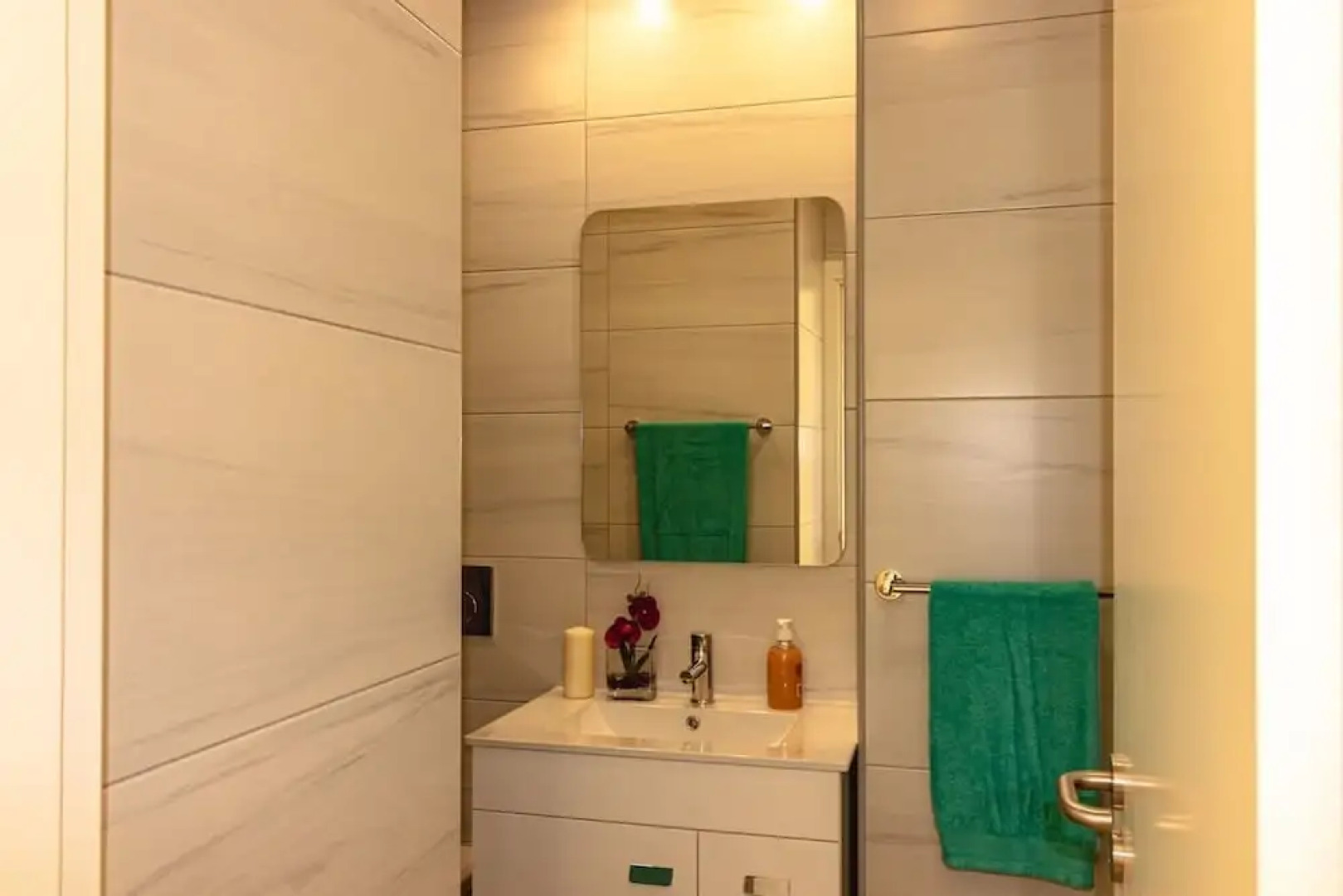 Inviting 2-bed Apartment in Armação de Pêra