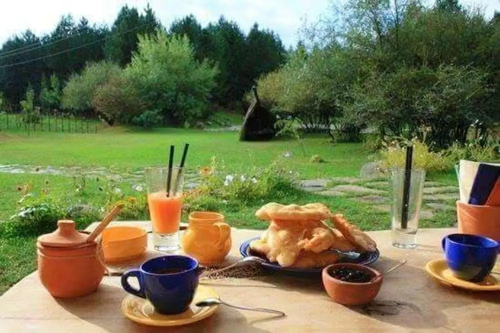 House With one Bedroom in Hadzhidimovo, With Wonderful Lake View, Shared Pool, Enclosed Garden