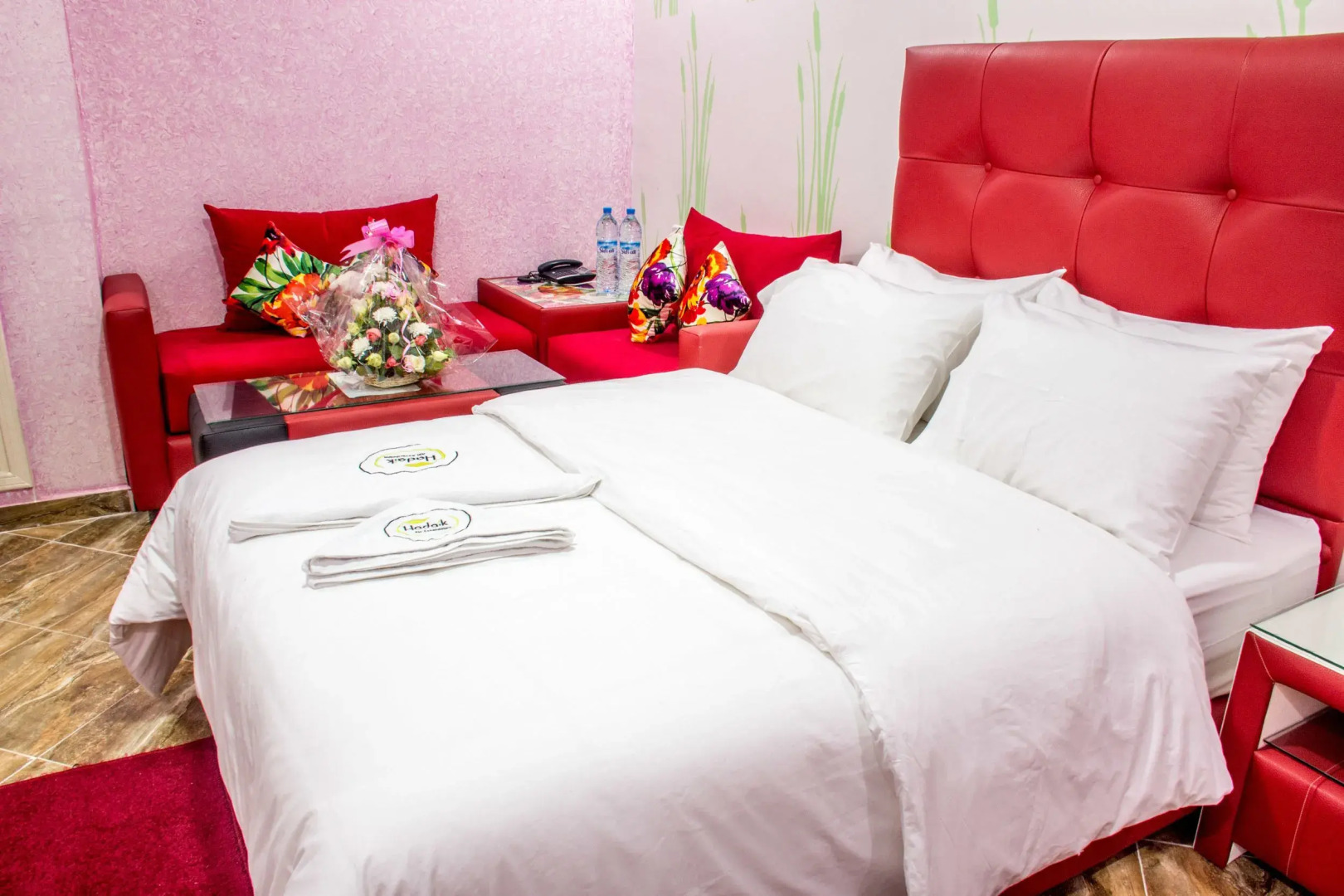 Hotel Hadaik Ain Asserdoune