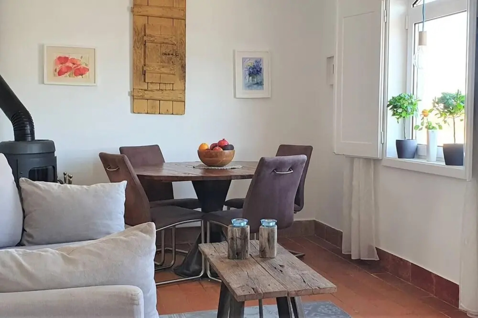 Waterfront, big Terrace, hot tub & 200 m to Beach