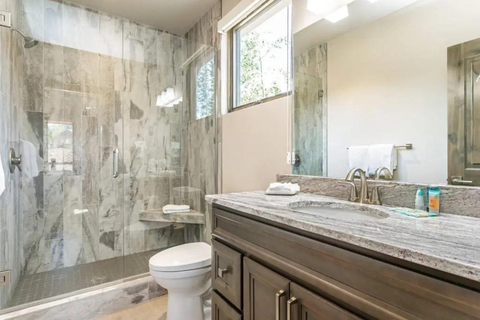 Treehouse Village 323