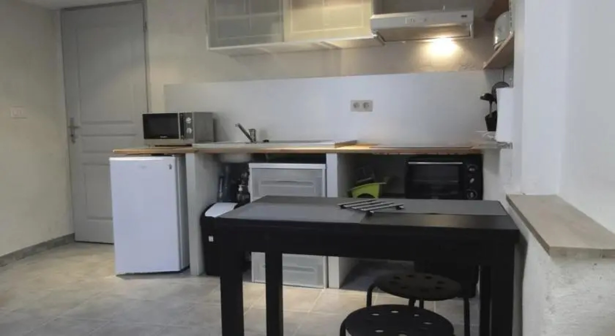 Côté Cour Saint Jacques