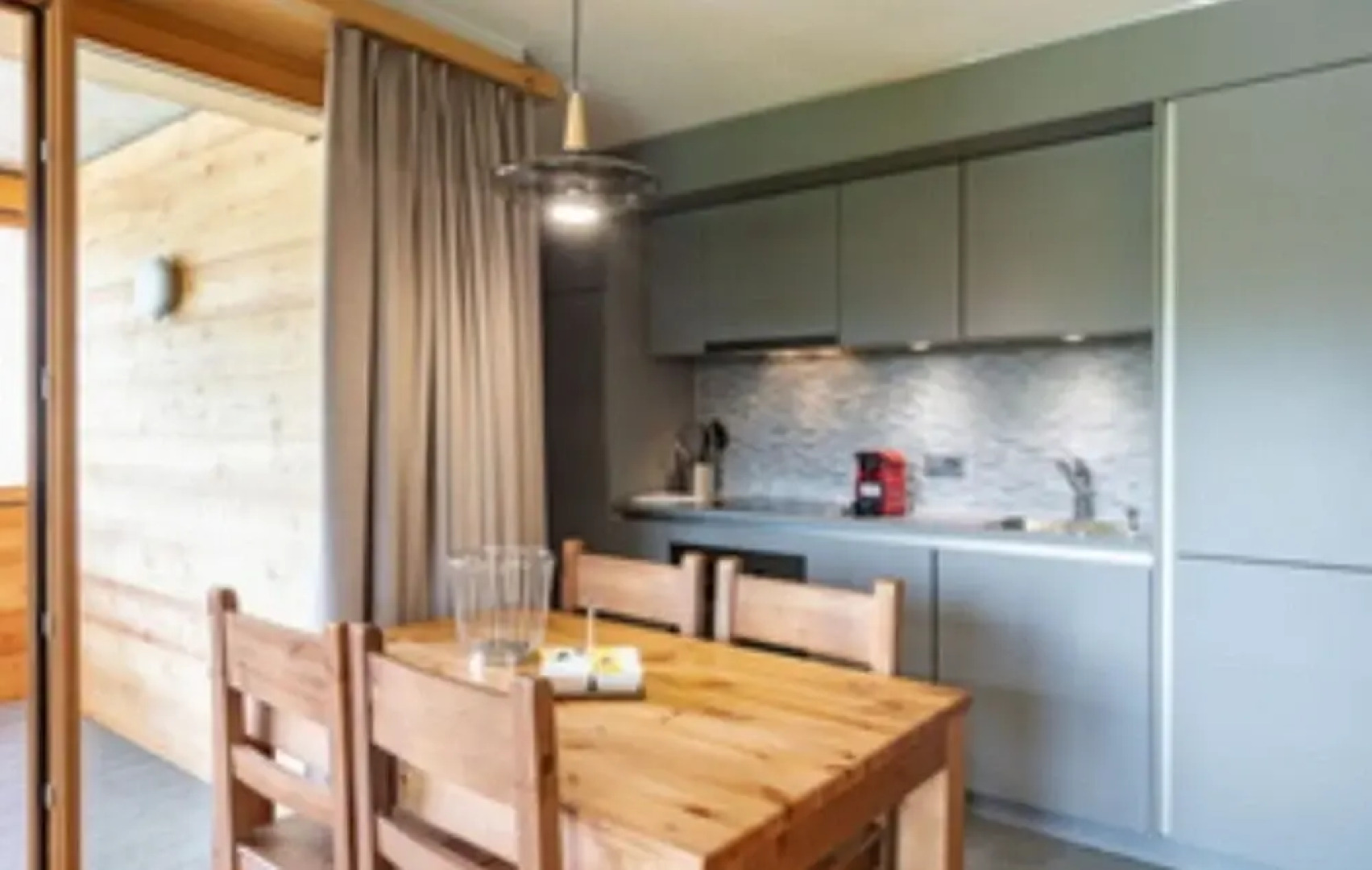 R Sidence Swisspeak Resorts 3p6