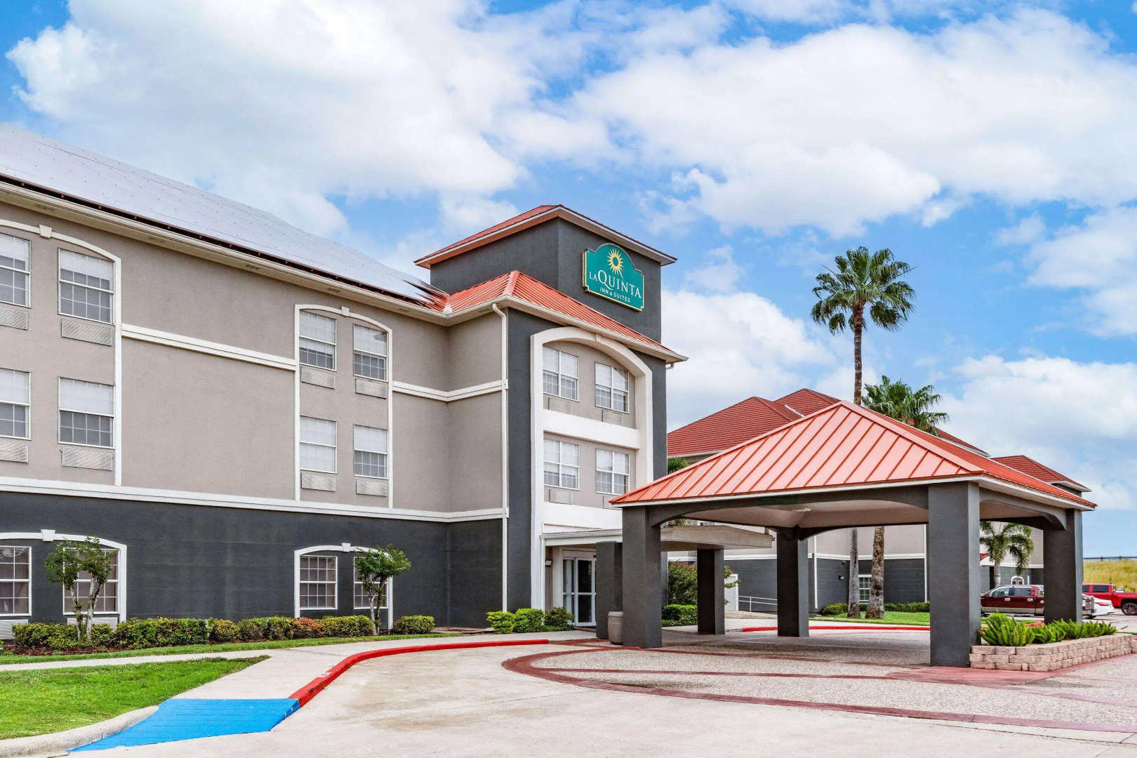 La Quinta Inn & Suites by Wyndham Pharr RGV Medical Center