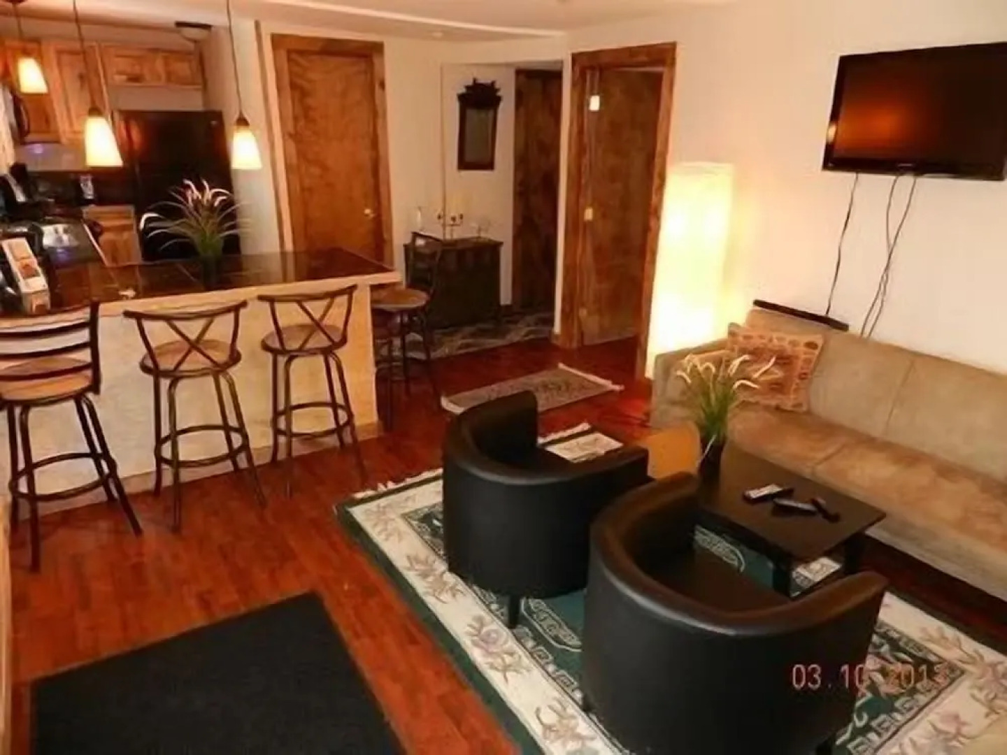 Blue Frost Apartments