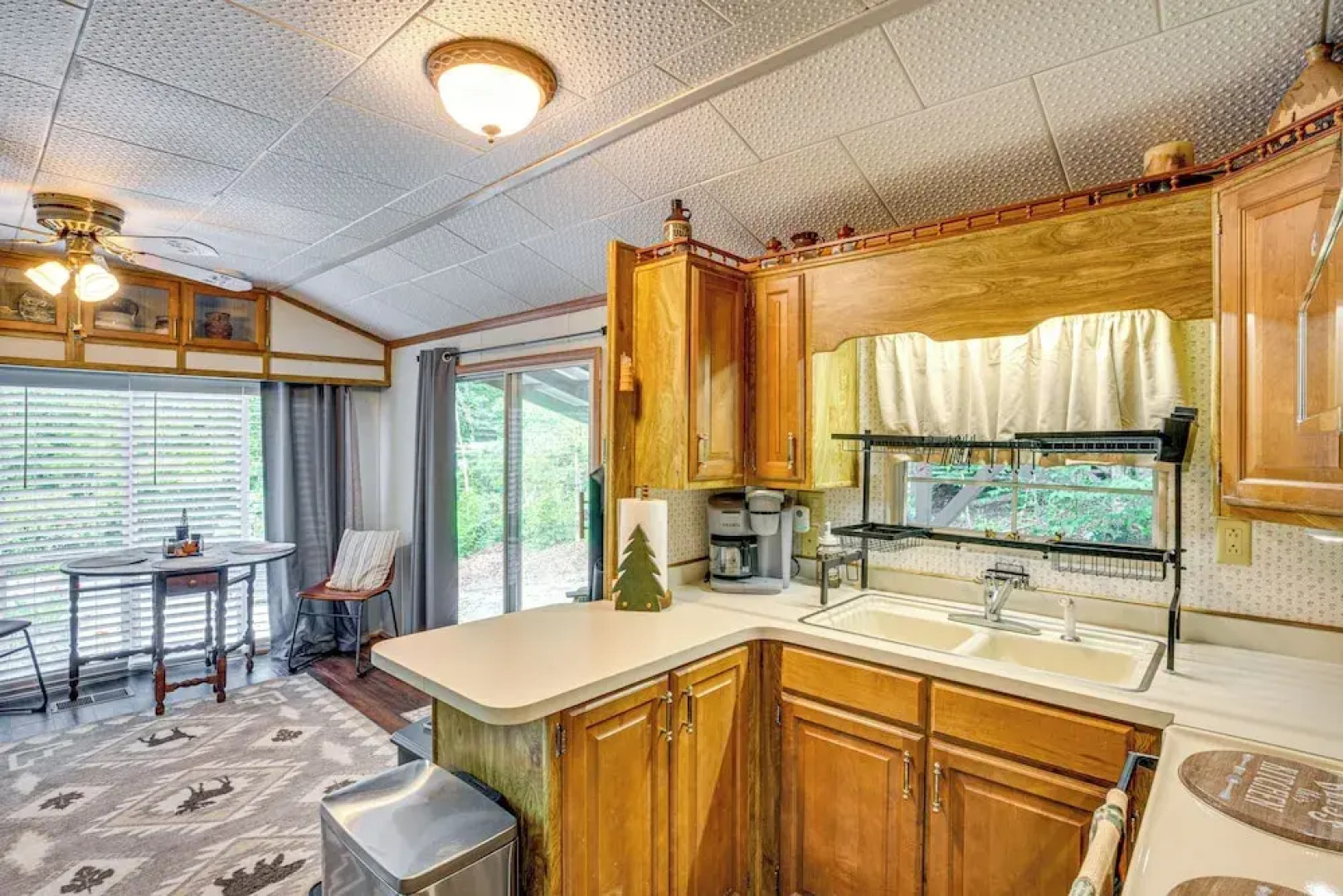 Hike, Swim, Ski & More: Pet-friendly Newland Home!