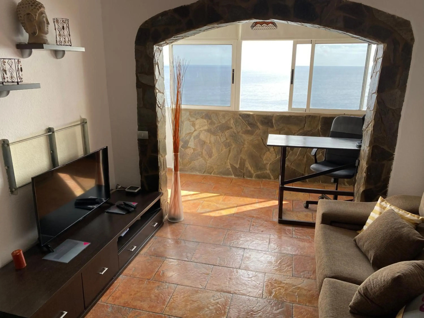 Apto boca cangrejo Netflix,parking,aire acondicionado y rent car