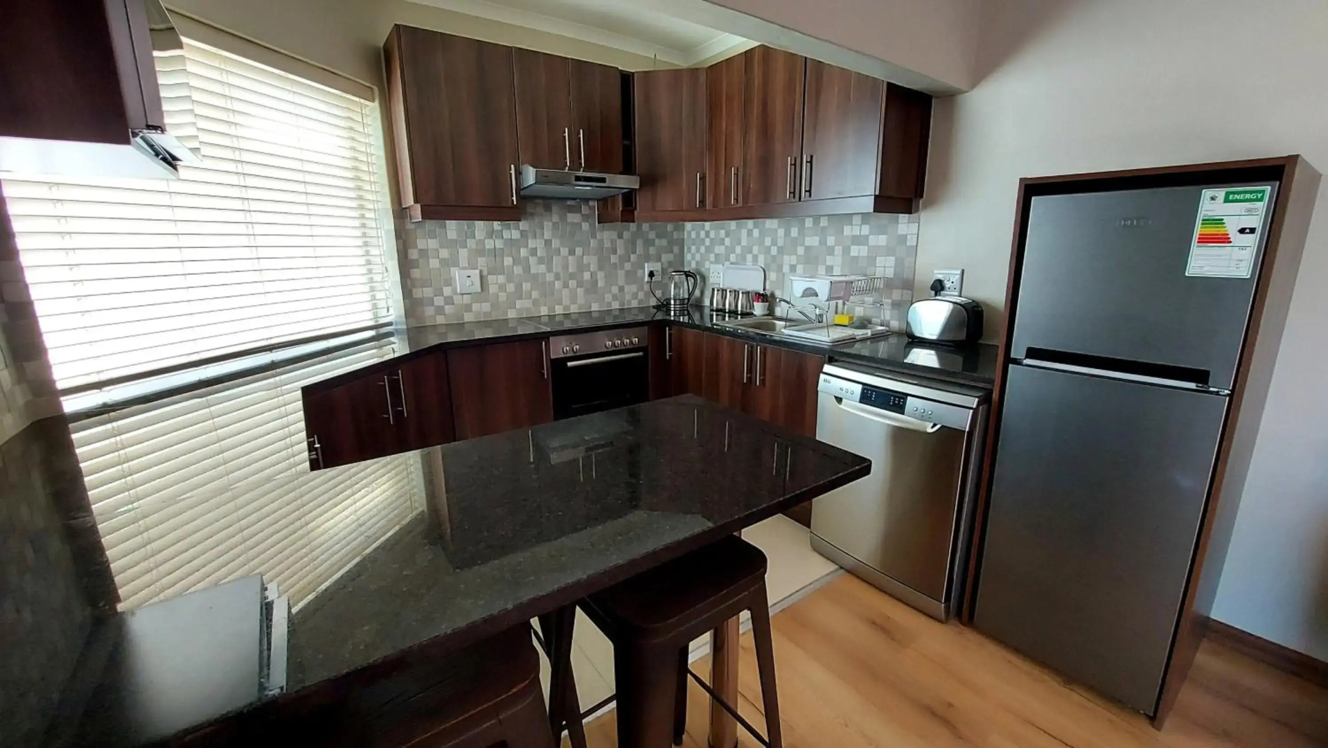 Russells On The Port