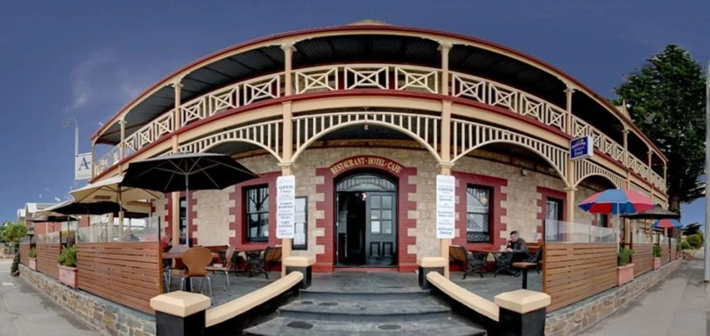 Anchorage Seafront Hotel