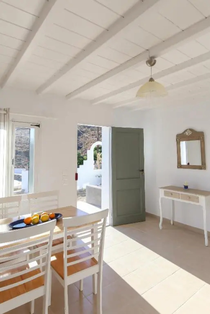 Antoninis Village Complex