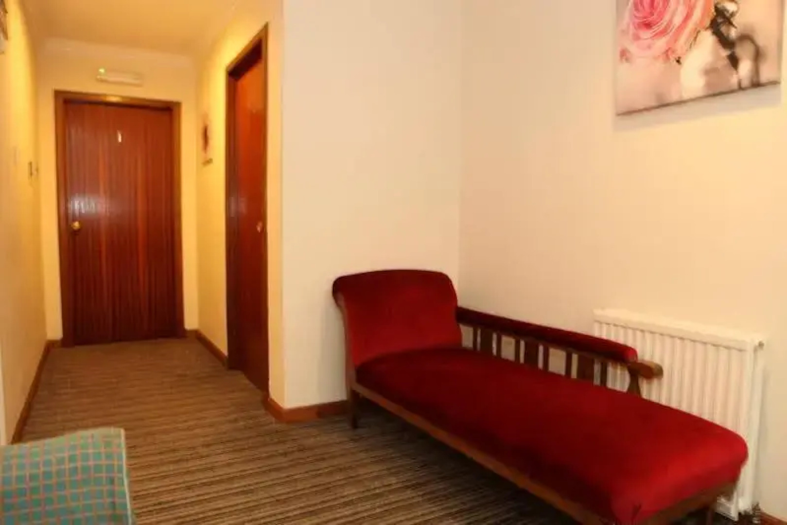 Burnhouse Manor Hotel