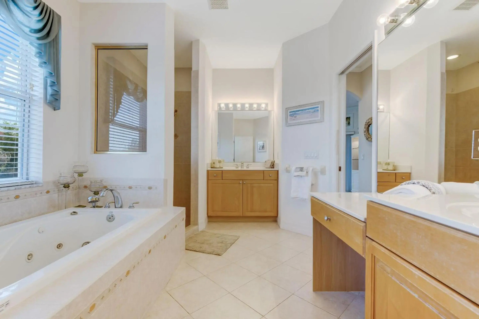Villa Key Largo - Heated Pool & Spa, Private Beach, with Bicycles - Roelens Vacations