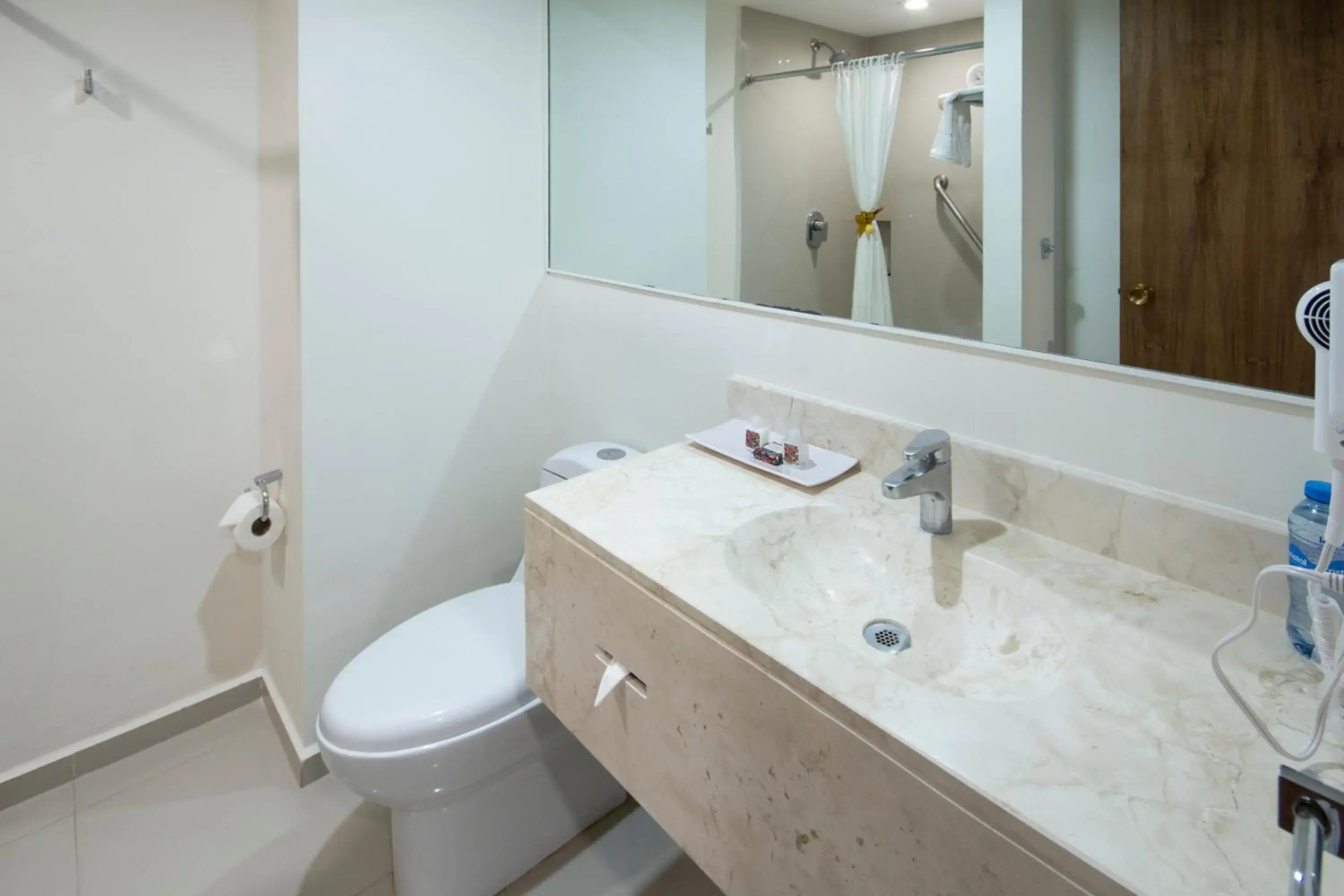 Hotel Misión Express Mérida Alta Brisa