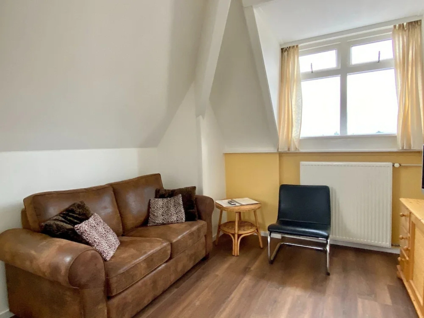 Apartment in Bergen aan Zee Near the Beach