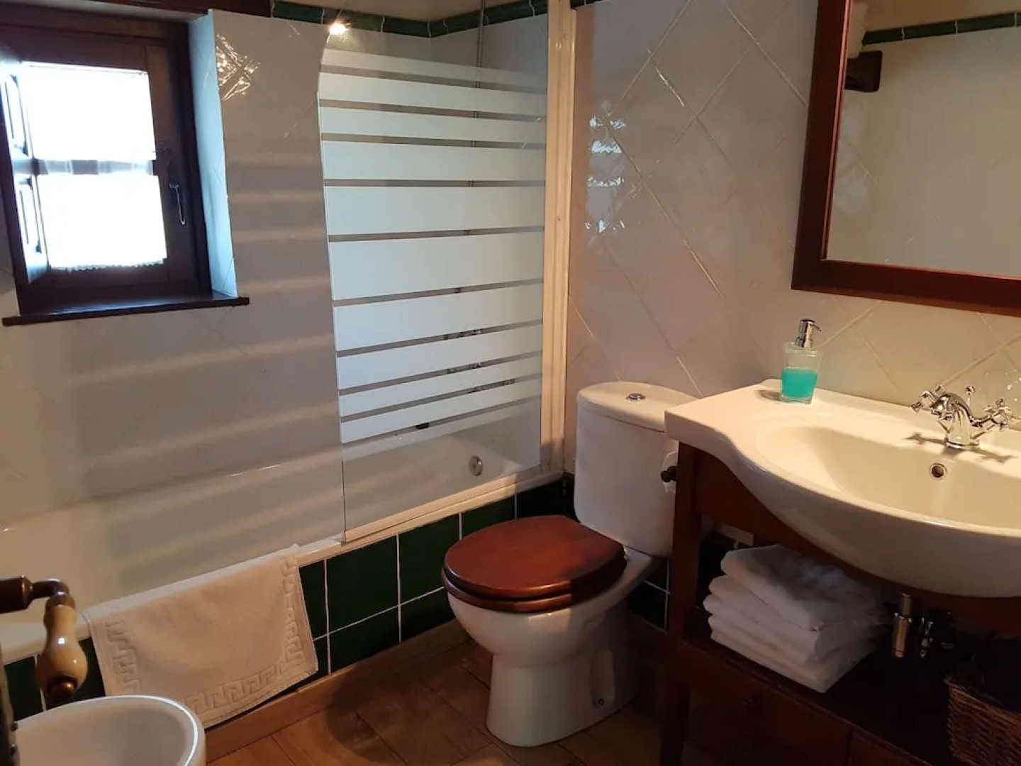 Alojamientos Rurales Valle de Bueida