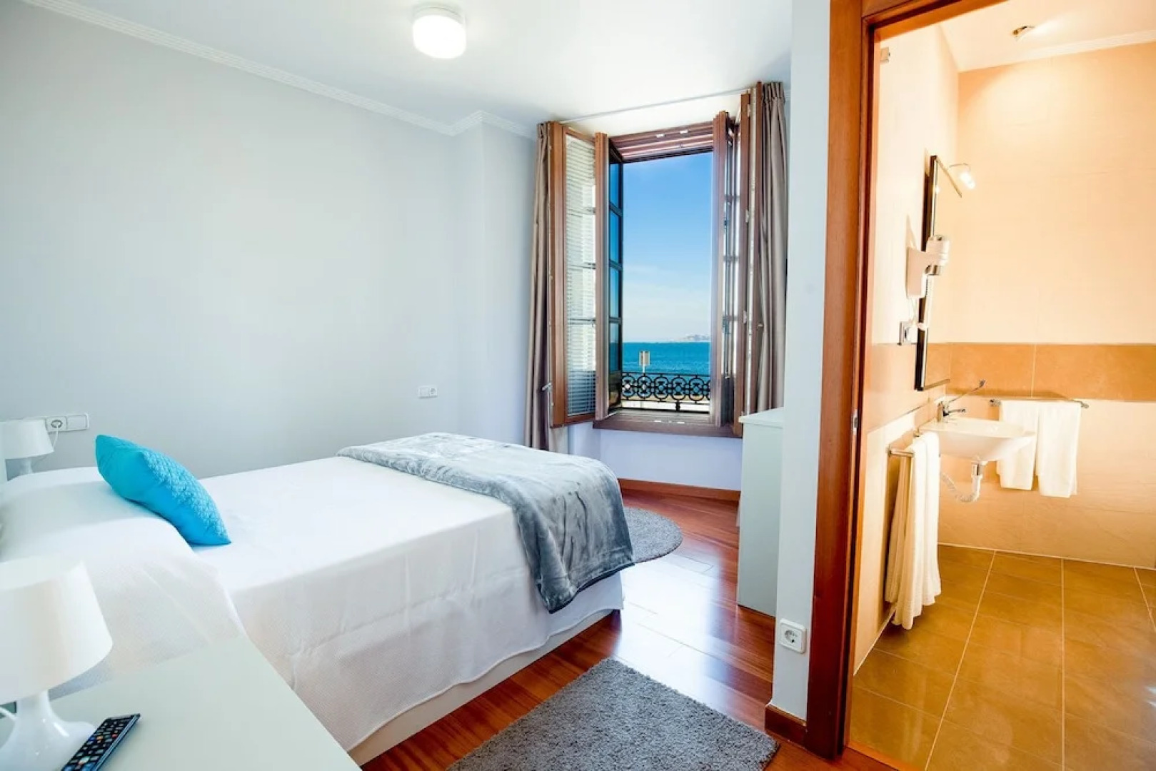 Apartamentos Turisticos Villazoila