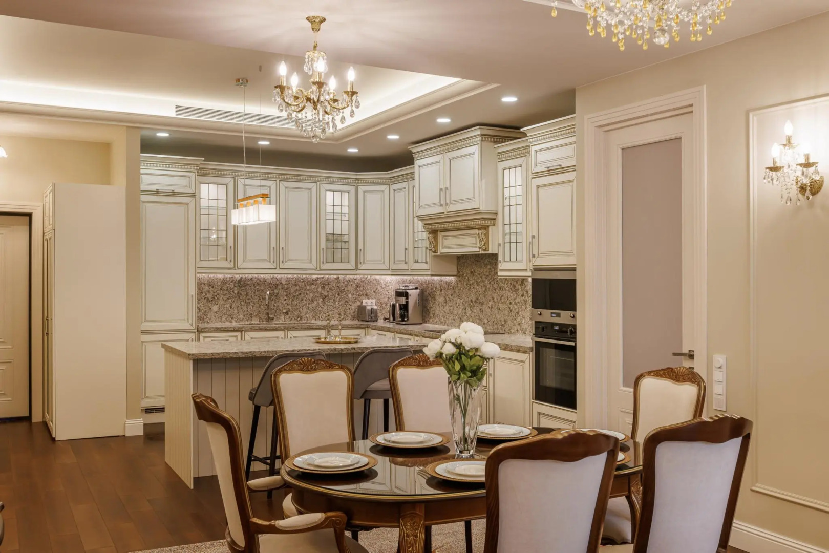 Апартамент Софийский