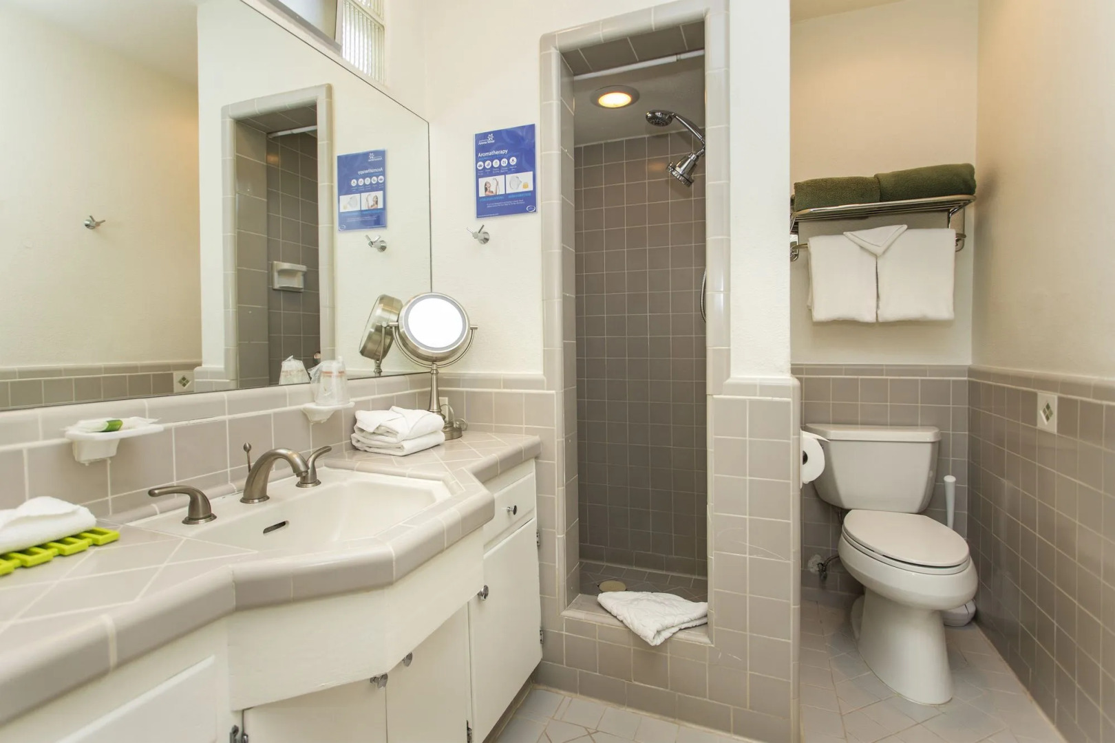 Desert Riviera Hotel