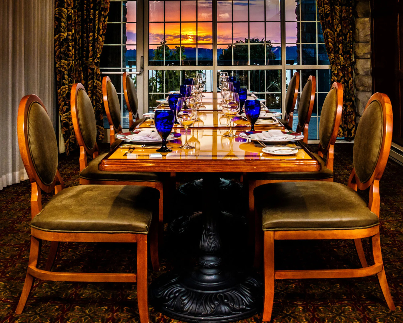 Chateau On The Lake Resort Spa and Convention Center