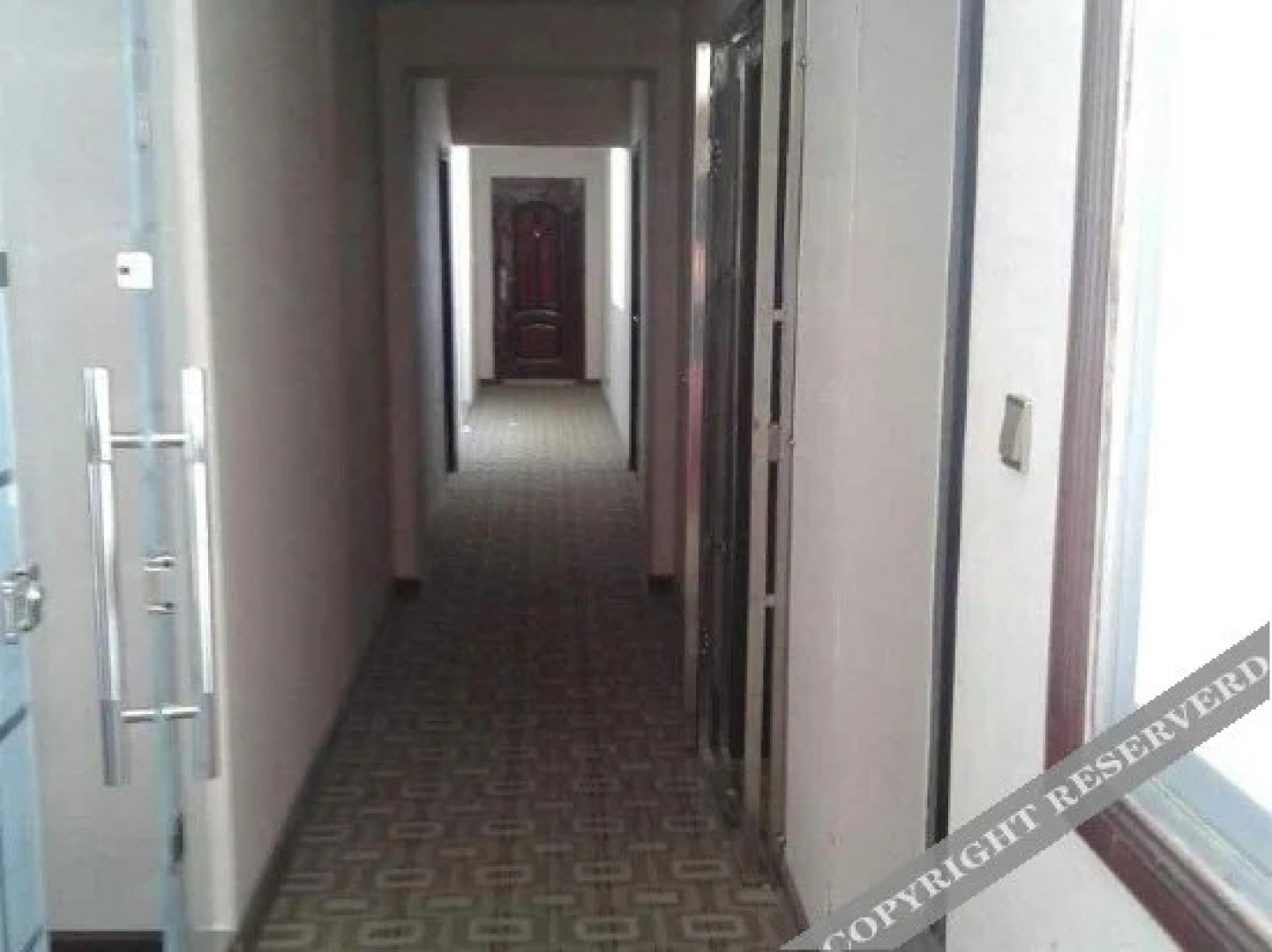 Ziyouren Holiday Hotel (Zhashui Passenger Terminal Branch)