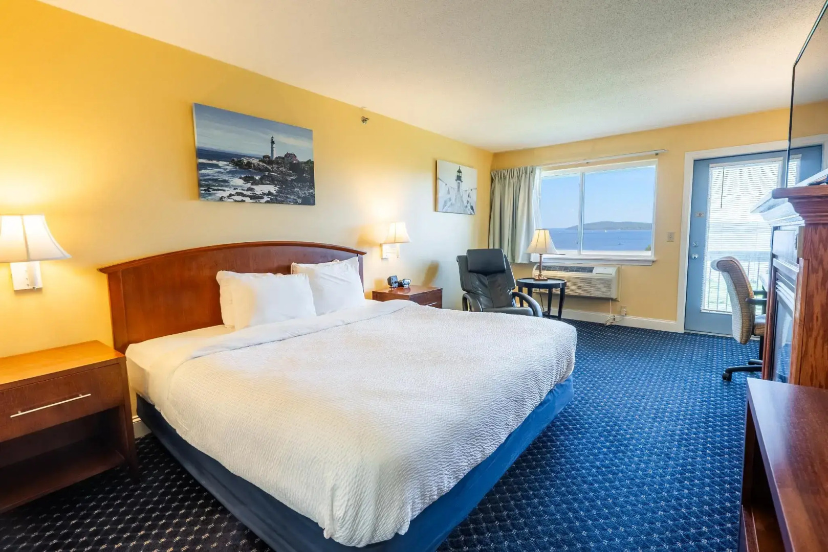 Fireside Inn & Suites - Belfast