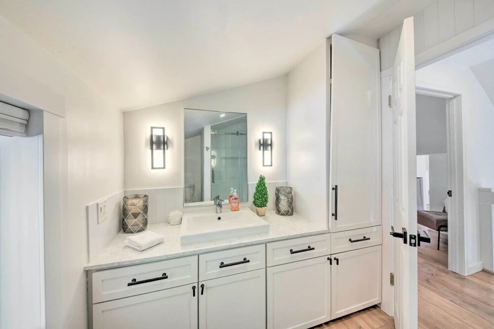 Sagle Family Getaway < 1 Mi to River & Beach