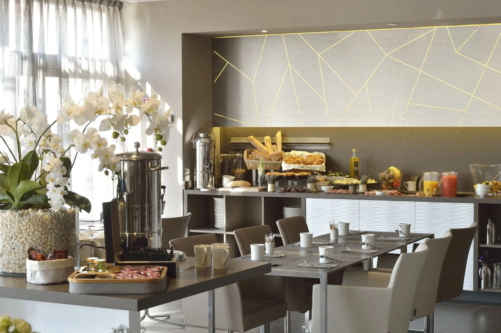 AC Hotel by Marriott Marseille Prado Velodrome