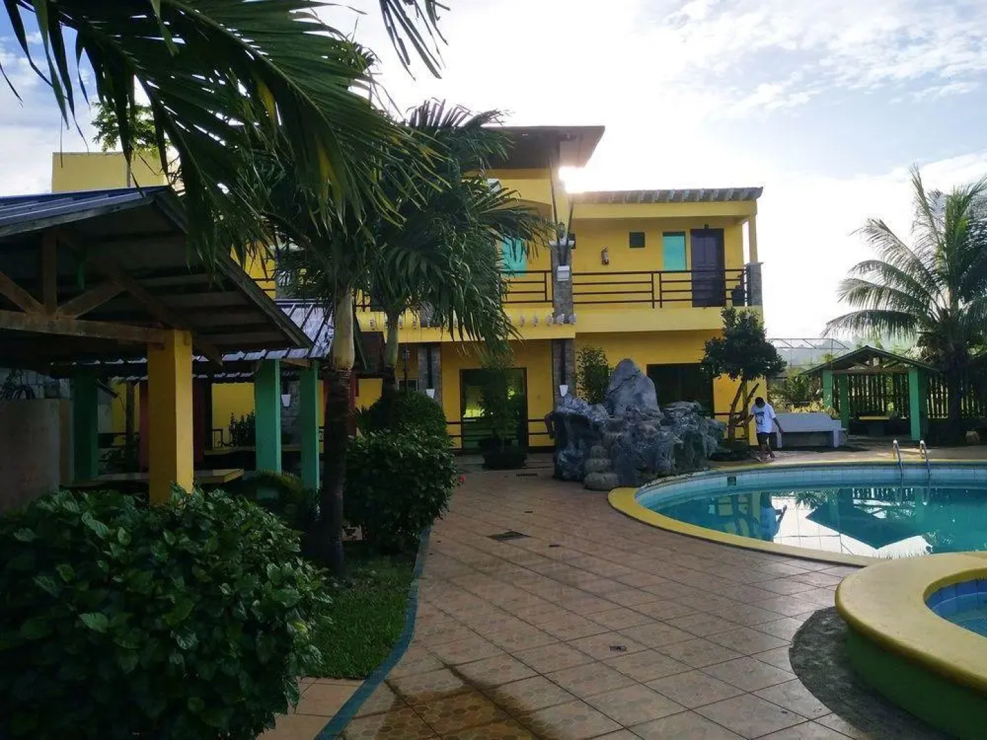 Endielina's inland resort corp