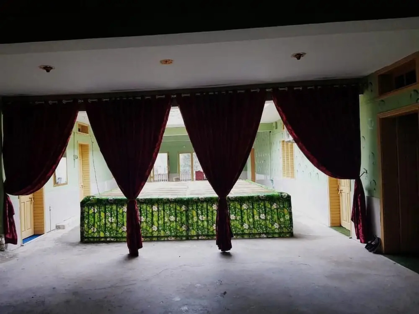 Peace Palace Guest House