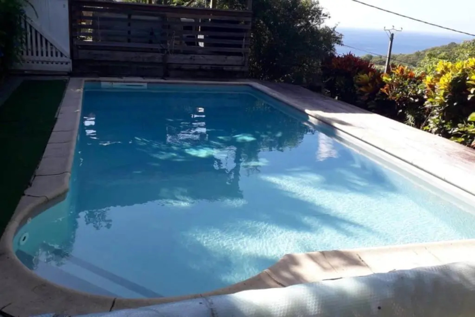 Villa de 2 chambres avec piscine privee jardin clos et wifi a Le Carbet a 5 km de la plage