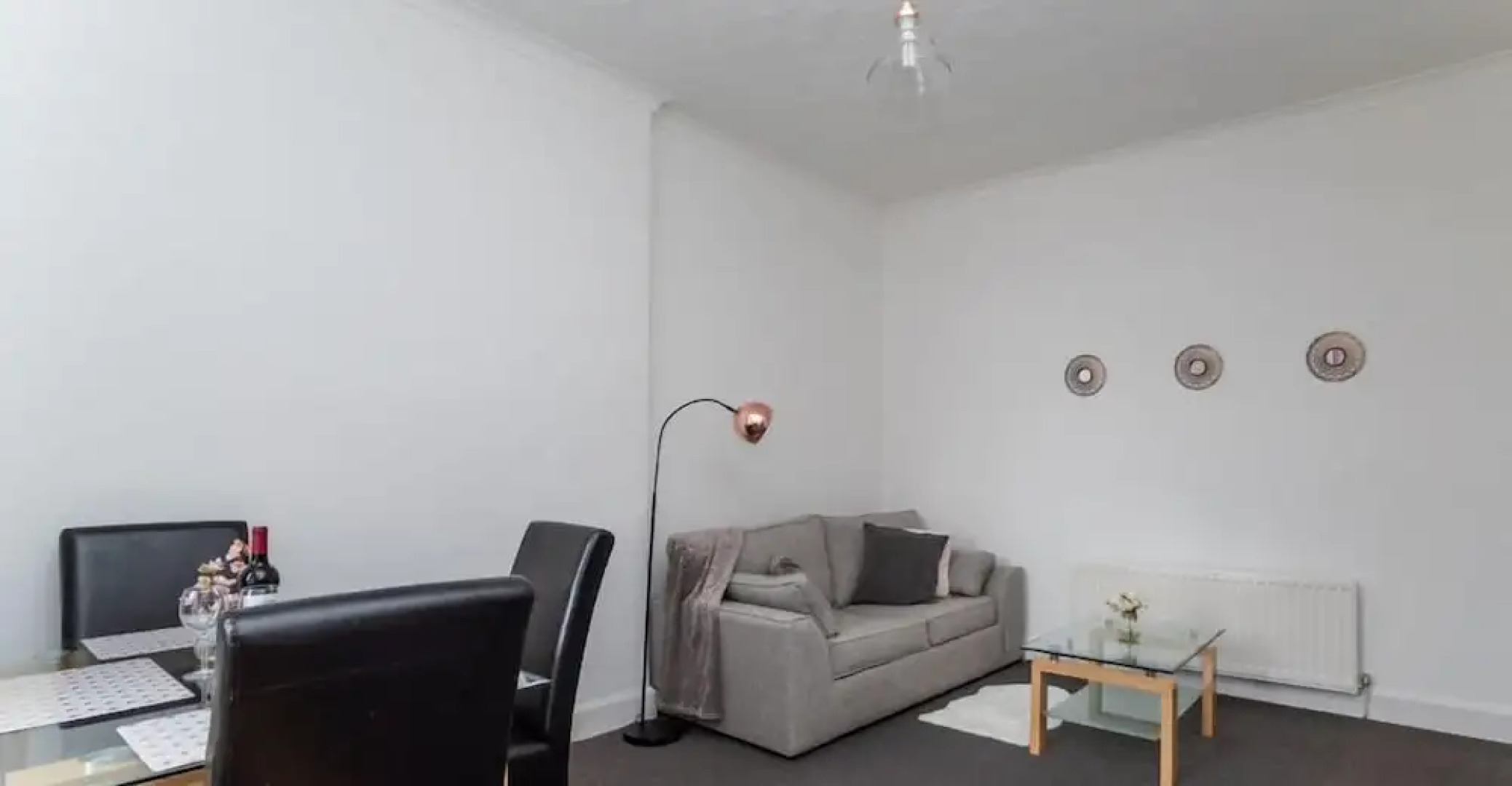 One Bedroom Apartment by Klass Living Serviced Accommodation Coatbridge - Albion Apartment with Wifi and Parking