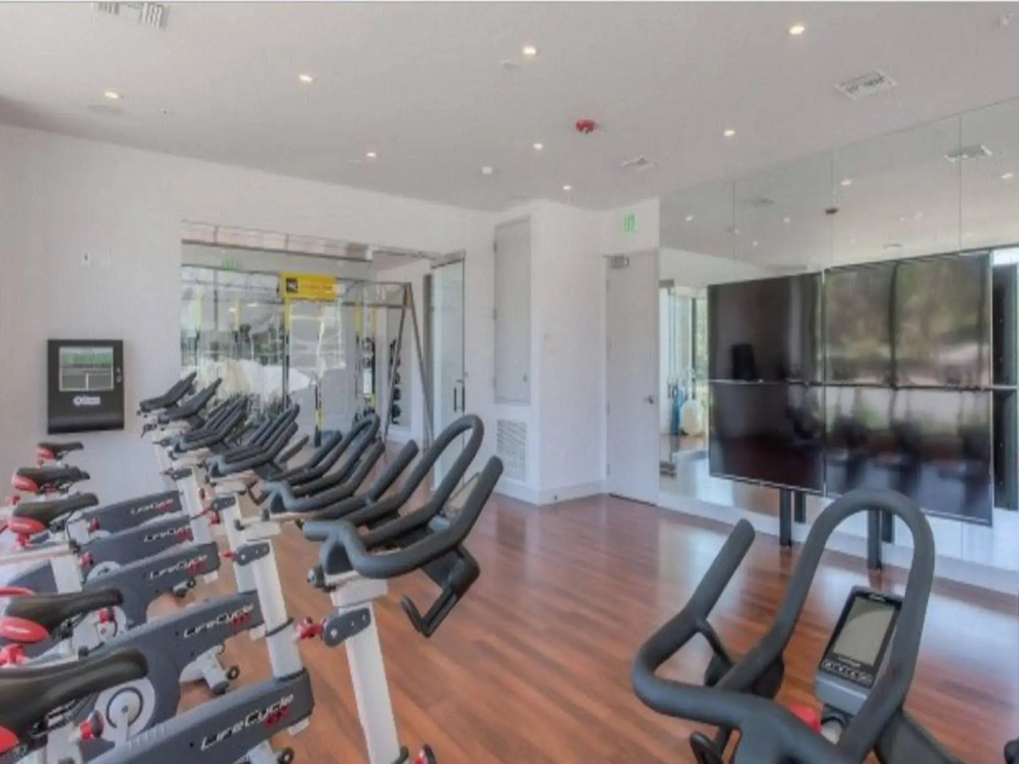 Global Luxury Suites at Tasman