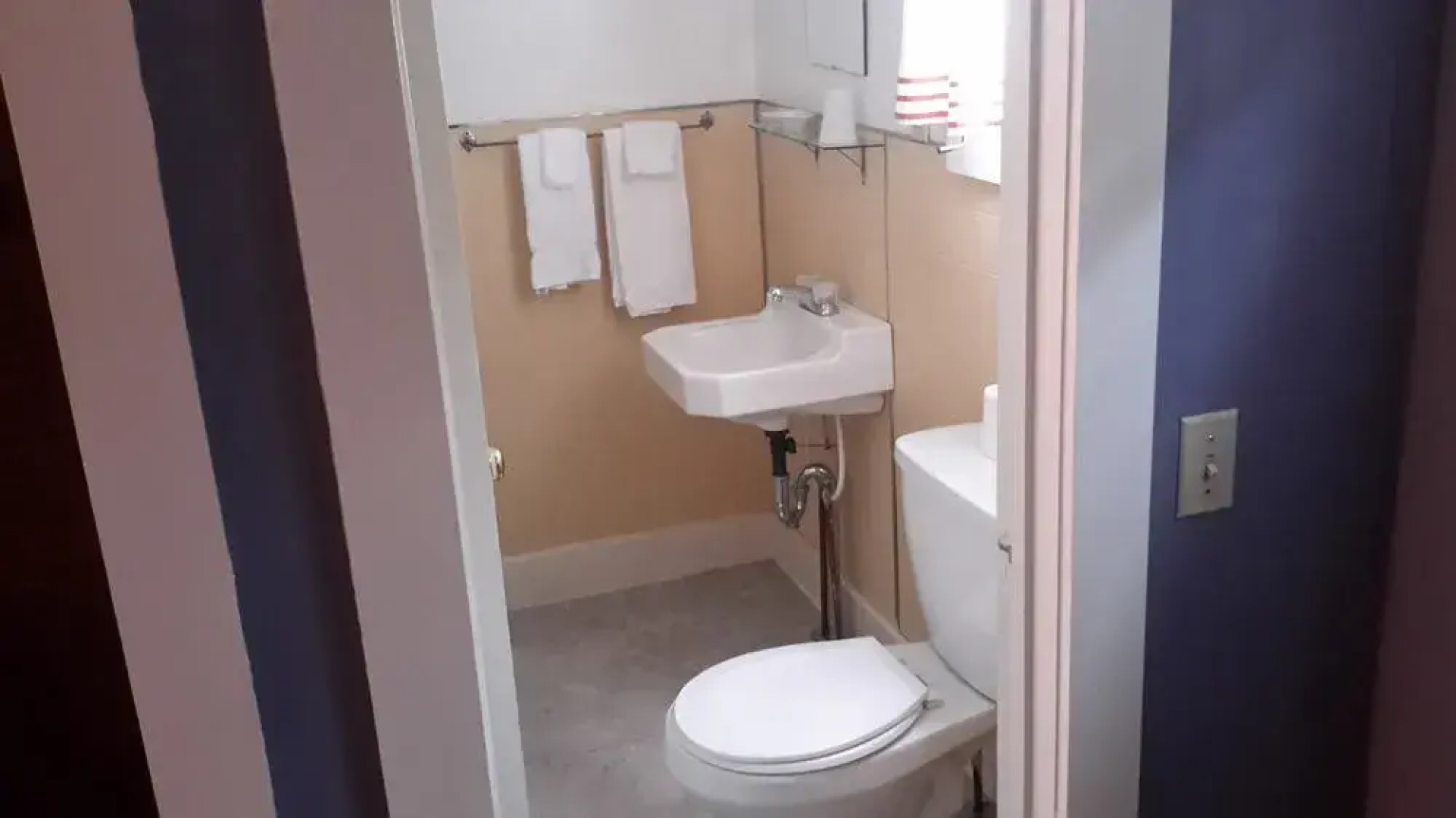 Sunset Mountain Lodge