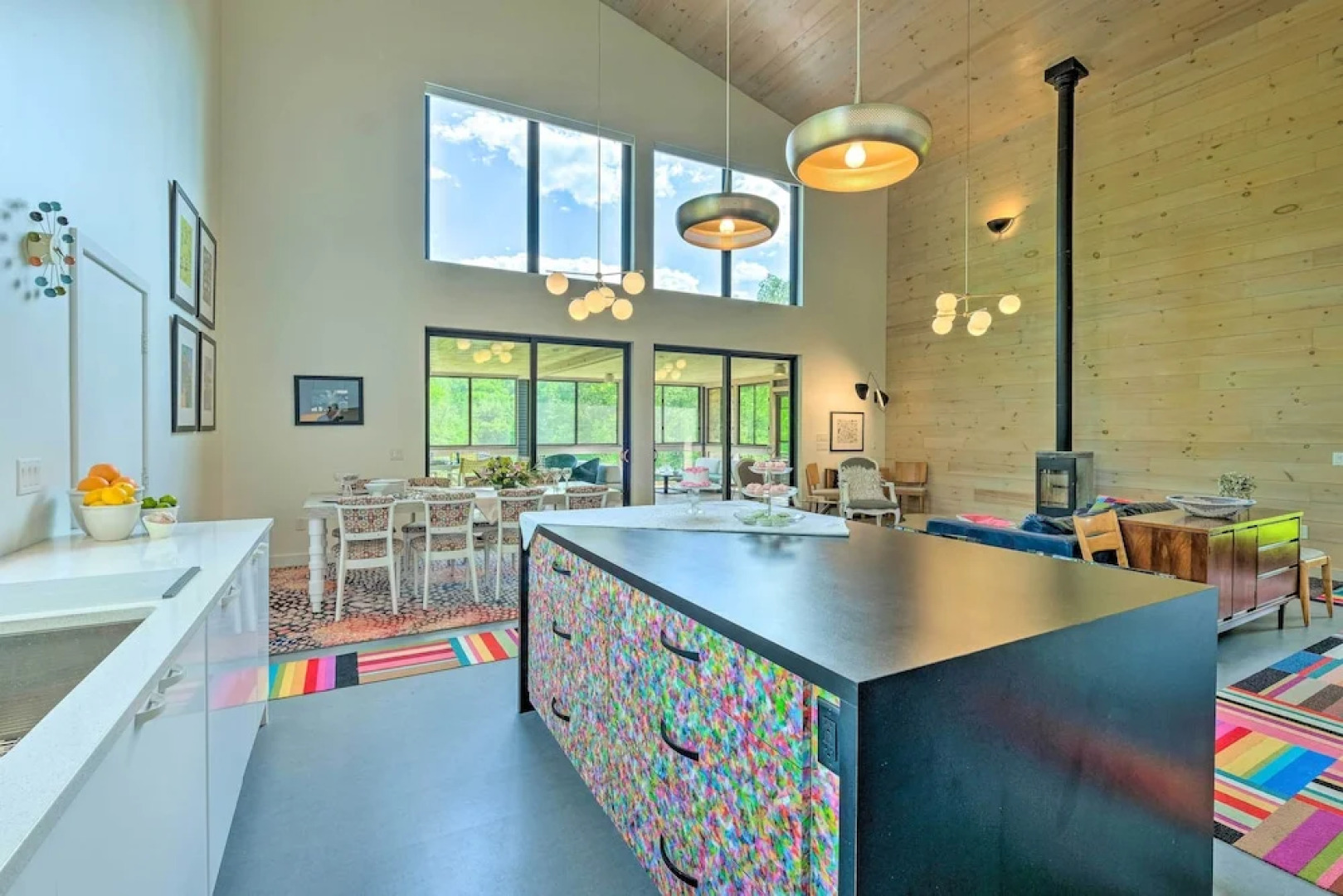 Luxe + Modern Home: 30 Mi to Saratoga Springs!