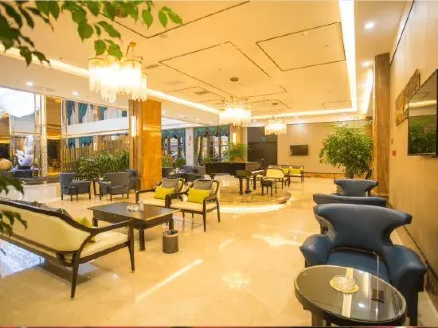 Guangnan Babaogong Hotel