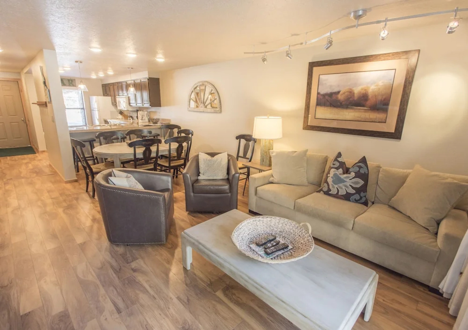 Pennay's at River Run