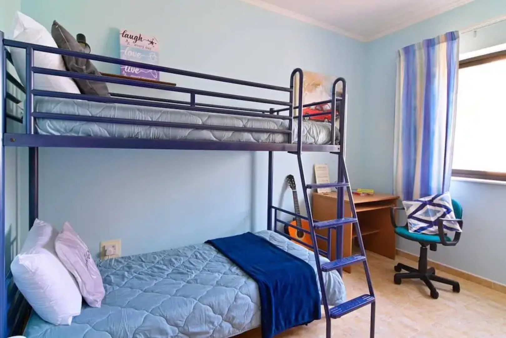 Peaceful Haven With Stunning Views Close to sea