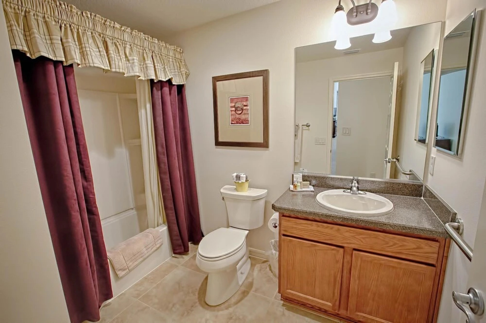 Ida Court Home 3 Bedroom by The VIR Group